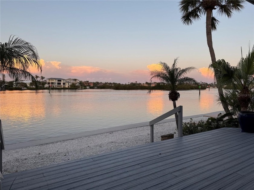 A rare bayfront opportunity to create your dream retreat in - Beach Home for sale in Sarasota, Florida on Beachhouse.com