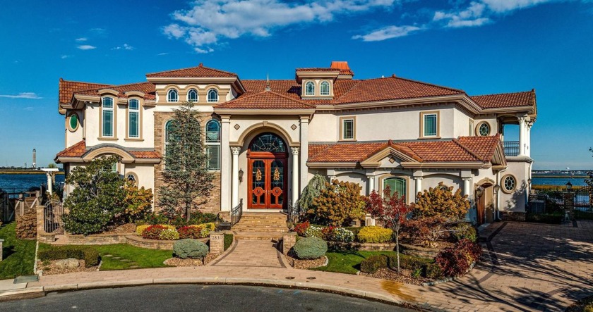 Welcome to the Crown Jewel of Ocean City! This absolutely - Beach Home for sale in Ocean City, New Jersey on Beachhouse.com