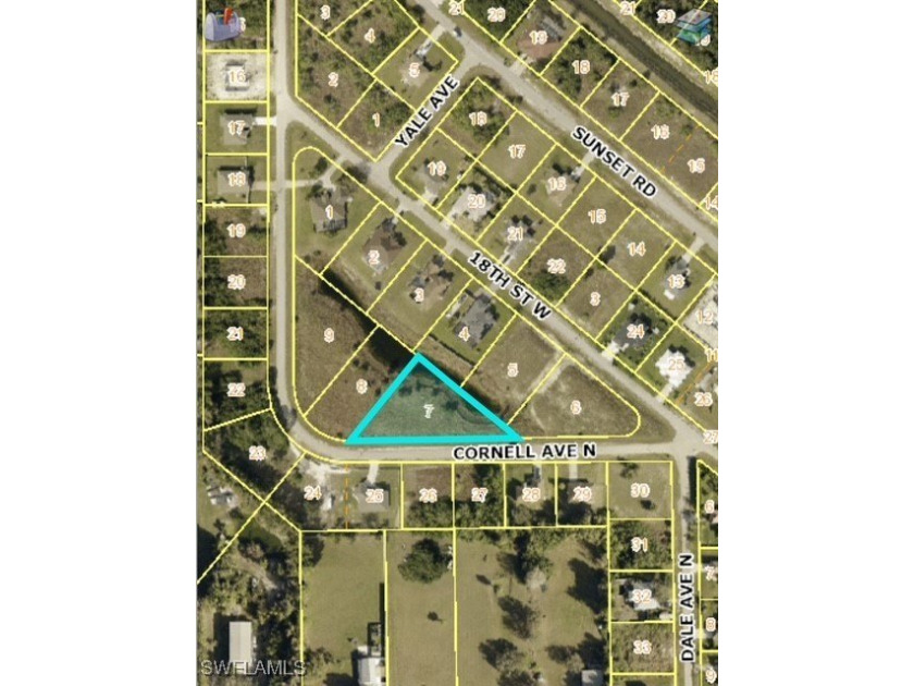 HUGE LAKEFRONT LOT WHICH INCLUDES PART OF THE LAKE *** THE LOT - Beach Lot for sale in Lehigh Acres, Florida on Beachhouse.com