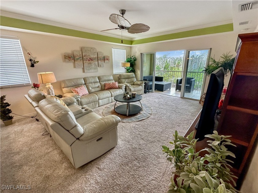 TURNKEY WATERFRONT CONDO WITH BREATHTAKING VIEWS! Welcome to - Beach Condo for sale in Cape Coral, Florida on Beachhouse.com