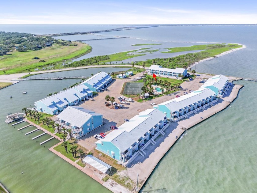 Charming condo featuring fabulous water views on one side and a - Beach Condo for sale in Rockport, Texas on Beachhouse.com