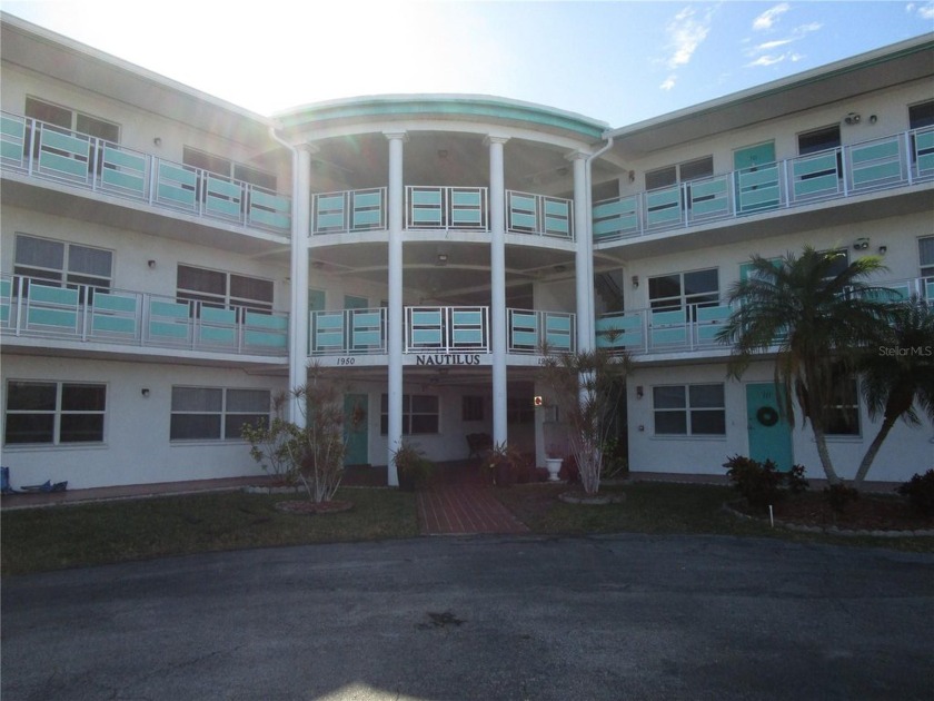 Under contract-accepting backup offers. SAME OWNER SINCE 2005 - Beach Condo for sale in St. Petersburg, Florida on Beachhouse.com