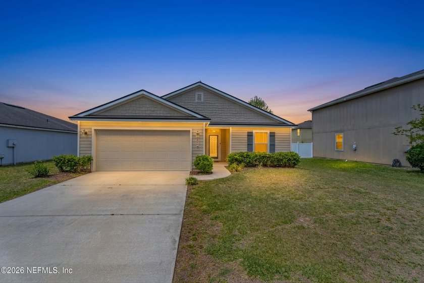 Welcome home to 3327 Canyon Falls Dr, a well-kept single-story - Beach Home for sale in Green Cove Springs, Florida on Beachhouse.com