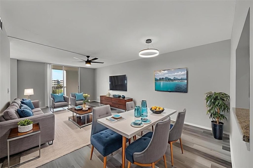 Welcome to the desirable ALL AGES Boca Teeca community! This - Beach Condo for sale in Boca Raton, Florida on Beachhouse.com