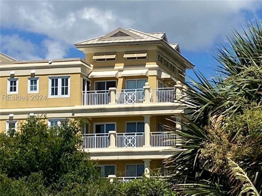 Seldom does a beautifully appointed front row Sandy Lane condo - Beach Home for sale in Daufuskie Island, South Carolina on Beachhouse.com