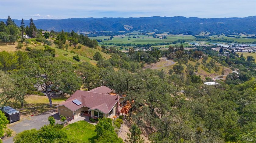 Come home to this private 5 acre peaceful retreat on the - Beach Home for sale in Ukiah, California on Beachhouse.com