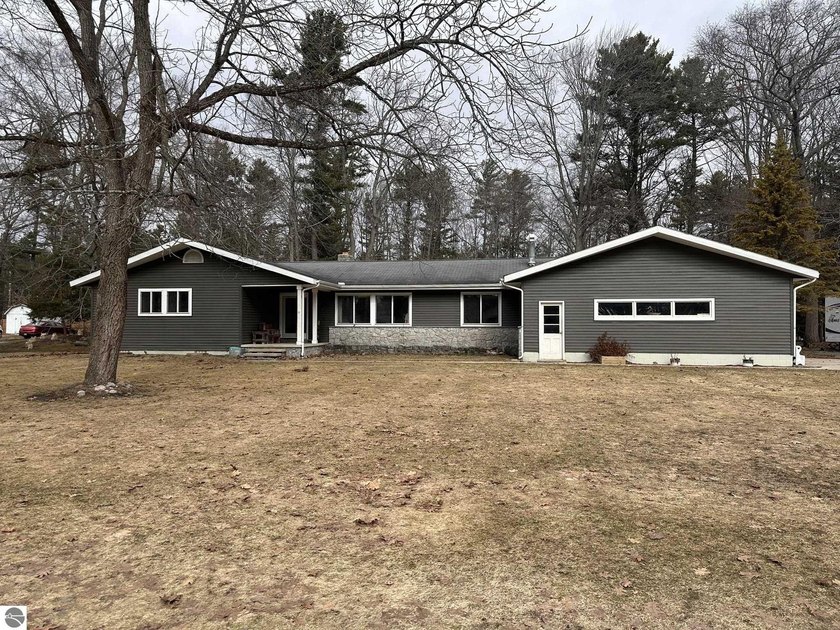 Spacious, well built home in a quiet neighborhood close to all - Beach Home for sale in Tawas City, Michigan on Beachhouse.com