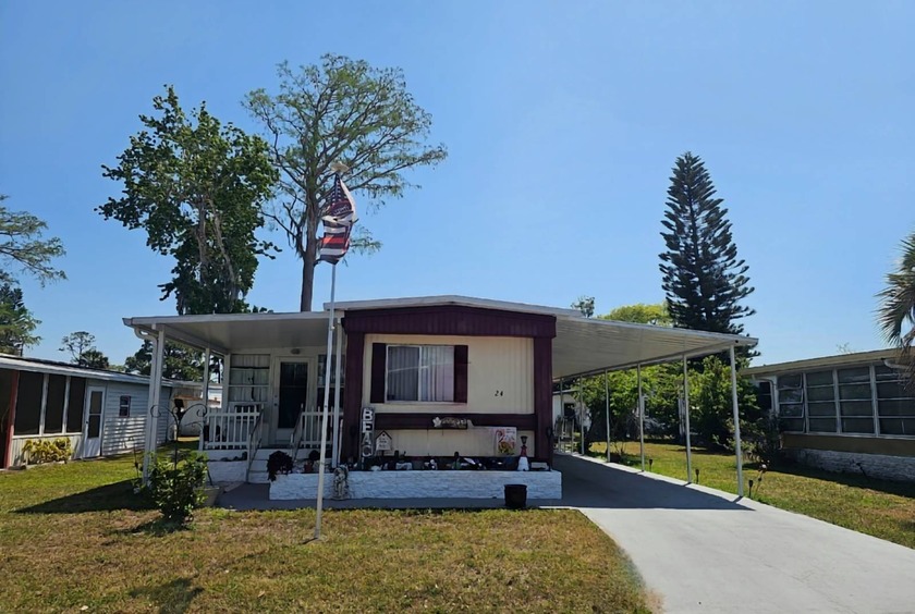 Affordable, move in ready 2 bedroom, 2 full bathroom home with - Beach Home for sale in Port Orange, Florida on Beachhouse.com