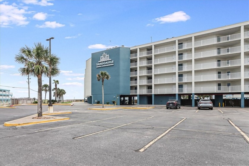 TOP FLOOR STUNNER! Enjoy the best views in the house from this - Beach Condo for sale in Port Aransas, Texas on Beachhouse.com