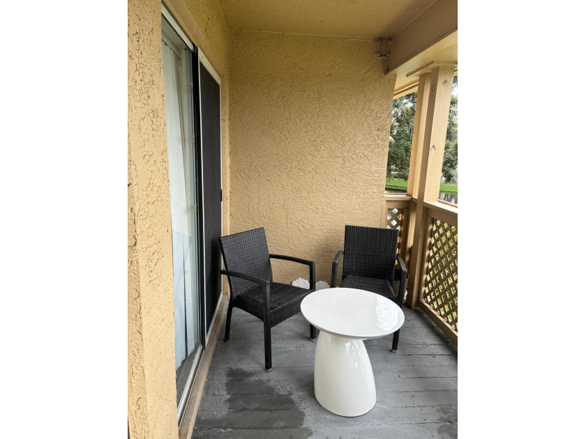 ATTENTION INVESTORS! This spacious 2-bedroom, 2-bath condo in a - Beach Condo for sale in West Palm Beach, Florida on Beachhouse.com