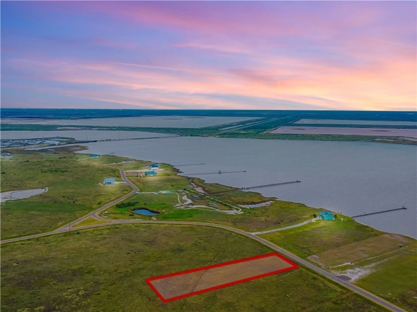 Imagine owning a beautiful home that sits on a one-acre lot in - Beach Lot for sale in Rockport, Texas on Beachhouse.com