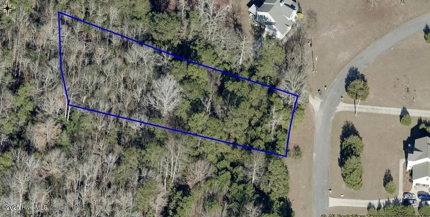 Discover the potential of 113 Sterling Drive, a 0.75-acre vacant - Beach Lot for sale in Sneads Ferry, North Carolina on Beachhouse.com