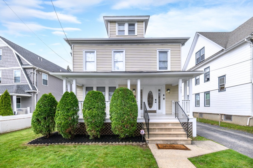 Don't miss your opportunity to own this beautifully cared for - Beach Home for sale in Bridgeport, Connecticut on Beachhouse.com