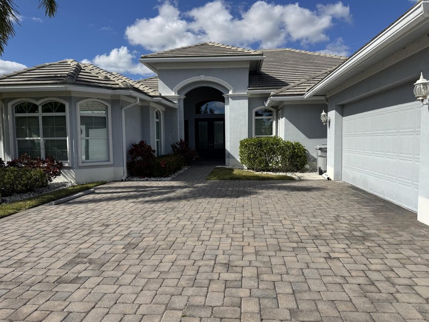 This 3,498 square ft. home was built in 2018 by GHO Homes.This - Beach Home for sale in Vero Beach, Florida on Beachhouse.com