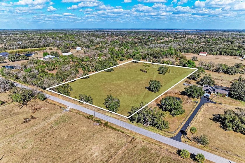 Rarely does an opportunity arise to own nearly five acres of - Beach Acreage for sale in Sarasota, Florida on Beachhouse.com