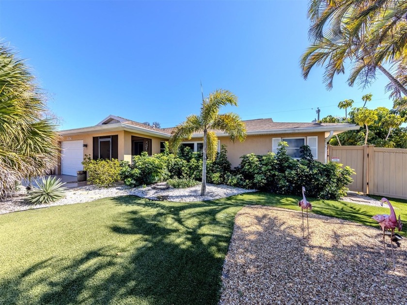 Discover this INCREDIBLE HEATED POOL home, fully furnished and - Beach Home for sale in Venice, Florida on Beachhouse.com
