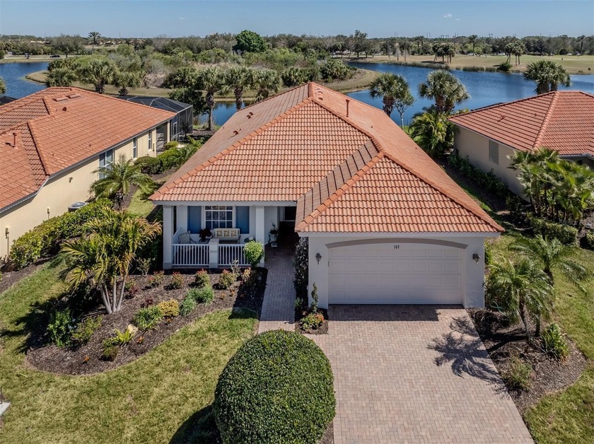Enjoy the best of Florida style living in this WCI Ghiberti - Beach Home for sale in Venice, Florida on Beachhouse.com