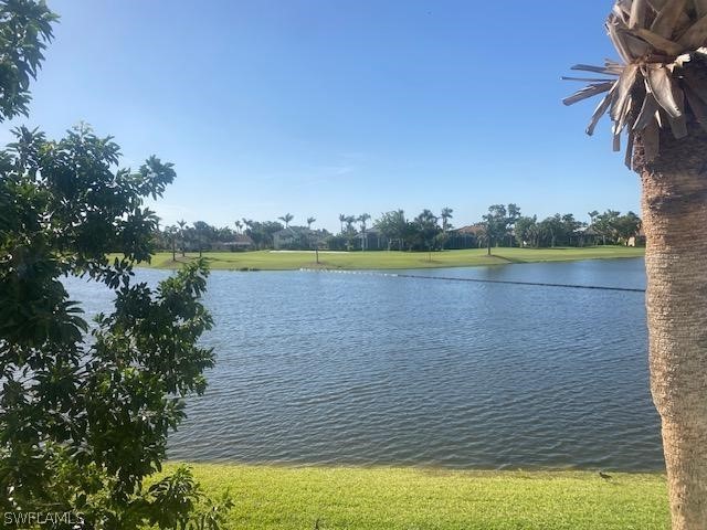 Top floor penthouse corner 2/2 condo.  Dead end an quiet - Beach Condo for sale in Fort Myers, Florida on Beachhouse.com