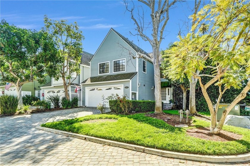 Fantastic opportunity in Whalers Cove, a private gated community - Beach Townhome/Townhouse for sale in Long Beach, California on Beachhouse.com