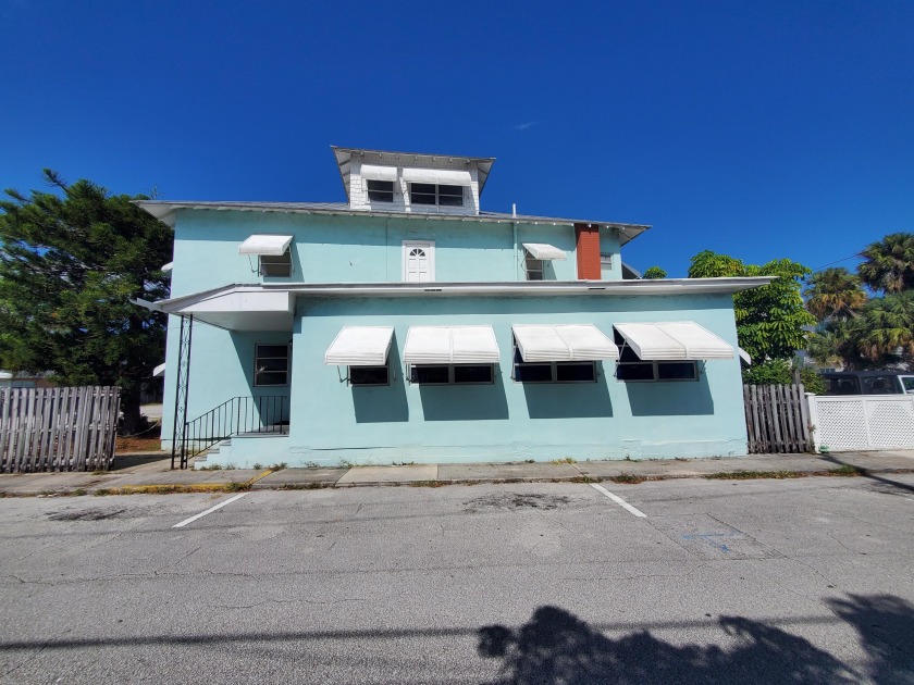 Super rare property in the heart of Downtown Stuart. Was a very - Beach Commercial for sale in Stuart, Florida on Beachhouse.com
