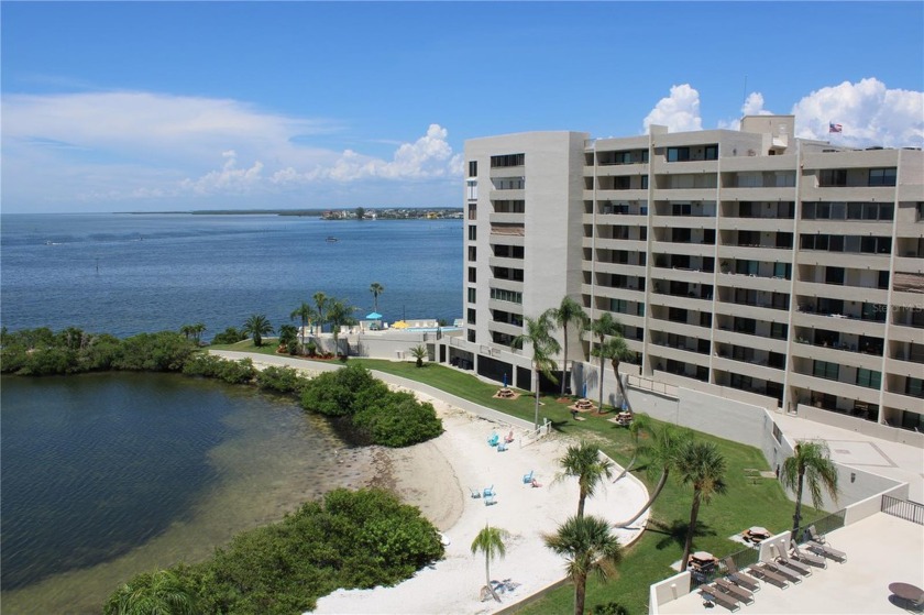 Perfectly Located on the 7th floor for fabulous views and - Beach Condo for sale in Hudson, Florida on Beachhouse.com