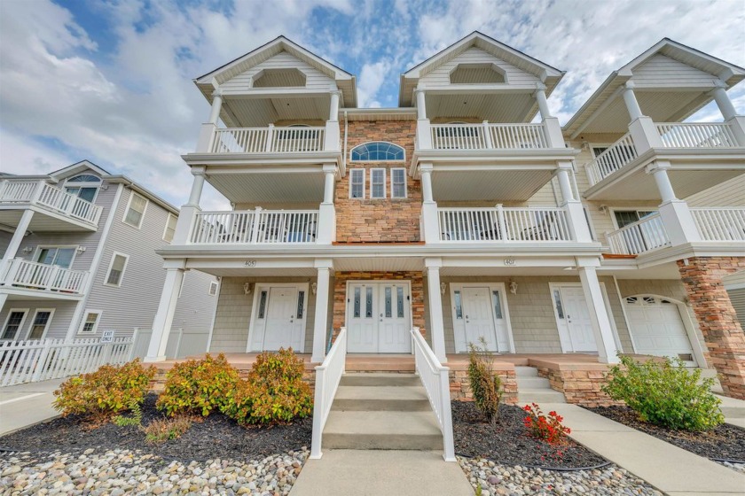 Beach block top floor condo in North Wildwood! No need to cross - Beach Condo for sale in North Wildwood, New Jersey on Beachhouse.com