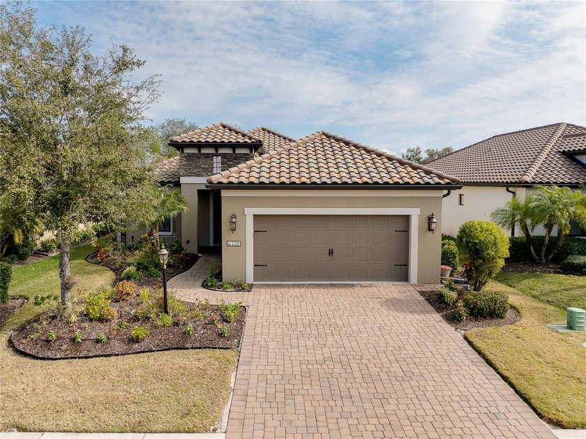 Move-in ready and designed for effortless Florida living, this - Beach Home for sale in Nokomis, Florida on Beachhouse.com