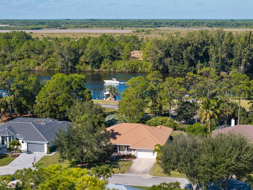 This beautifully updated 3-bedroom, 2-bath home features an open - Beach Home for sale in Stuart, Florida on Beachhouse.com