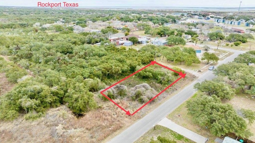 This spacious 9,500 sqft lot is ready for your new home. (NO - Beach Lot for sale in Aransas Pass, Texas on Beachhouse.com