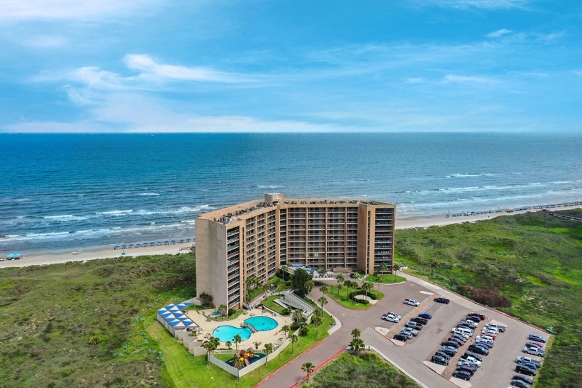 Beachfront Beauty! Three bedroom north end condo with incredible - Beach Condo for sale in Port Aransas, Texas on Beachhouse.com