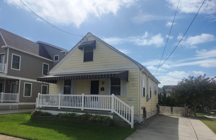 Welcome to this classic Cape Cod home, beautifully renovated and - Beach Home for sale in Wildwood Crest, New Jersey on Beachhouse.com