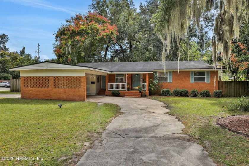 Corner Lot brick home with a circular driveway. BRAND NEW Roof - Beach Home for sale in Jacksonville, Florida on Beachhouse.com