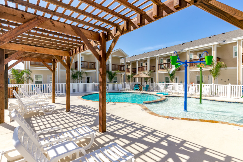 Poolside Townhome w Private Patio, King Bed + Washer & - Beach Vacation Rentals in Corpus Christi, Texas on Beachhouse.com