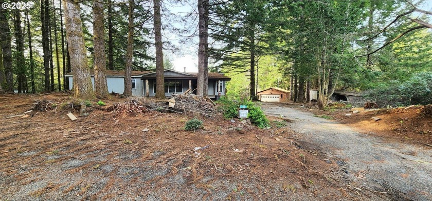 Opportunity awaits on this 5.59 acre property surrounded by - Beach Home for sale in Brookings, Oregon on Beachhouse.com