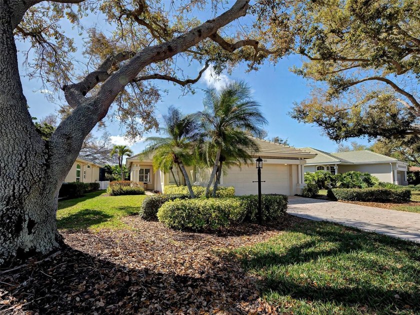 Welcome to 311 Lansbrook Drive -- just steps from the - Beach Home for sale in Venice, Florida on Beachhouse.com