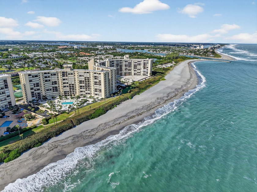 A rare vantage point offering sweeping ocean views from the - Beach Condo for sale in Jupiter, Florida on Beachhouse.com