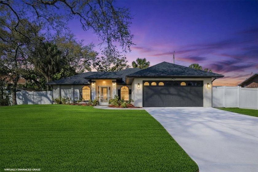 Welcome to 1930 Faun Road -- a beautifully remodeled, modern - Beach Home for sale in Venice, Florida on Beachhouse.com