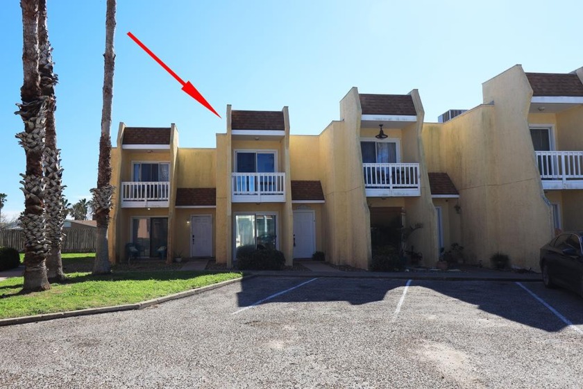 BOATERS HIDDEN GEM! Visit this recently renovated, beach vibe - Beach Townhome/Townhouse for sale in Corpus Christi, Texas on Beachhouse.com