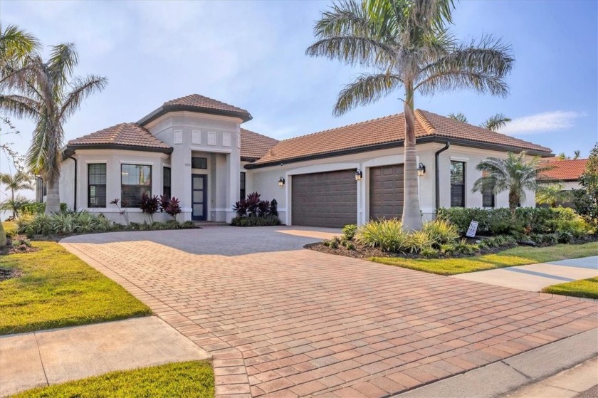 SELLERS HAVE JUST LOWERED THE LIST PRICE, MAKING IT EASIER TO - Beach Home for sale in Nokomis, Florida on Beachhouse.com