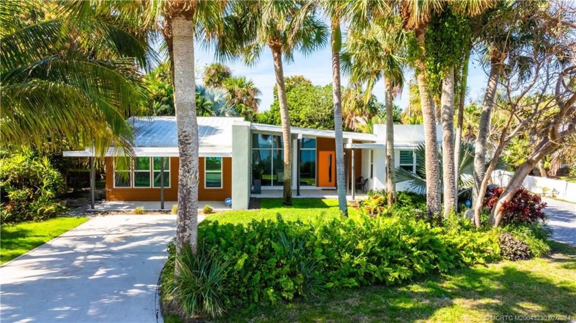Unique Midcentury Intracoastal home with 109Ft. on the wide - Beach Home for sale in Fort Pierce, Florida on Beachhouse.com