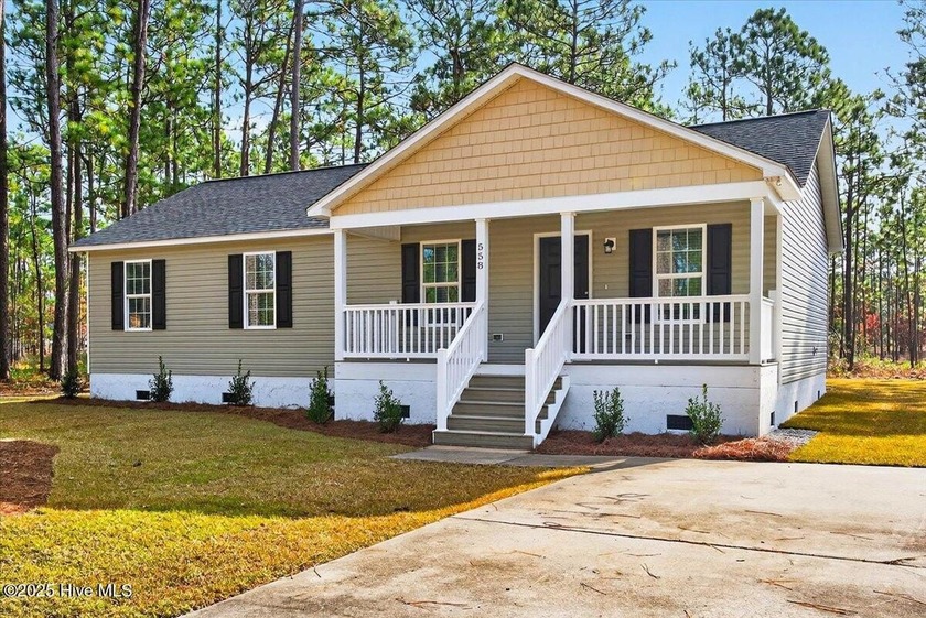This completely remodeled 3 bedroom, 2 bathroom, open concept - Beach Home for sale in Southport, North Carolina on Beachhouse.com
