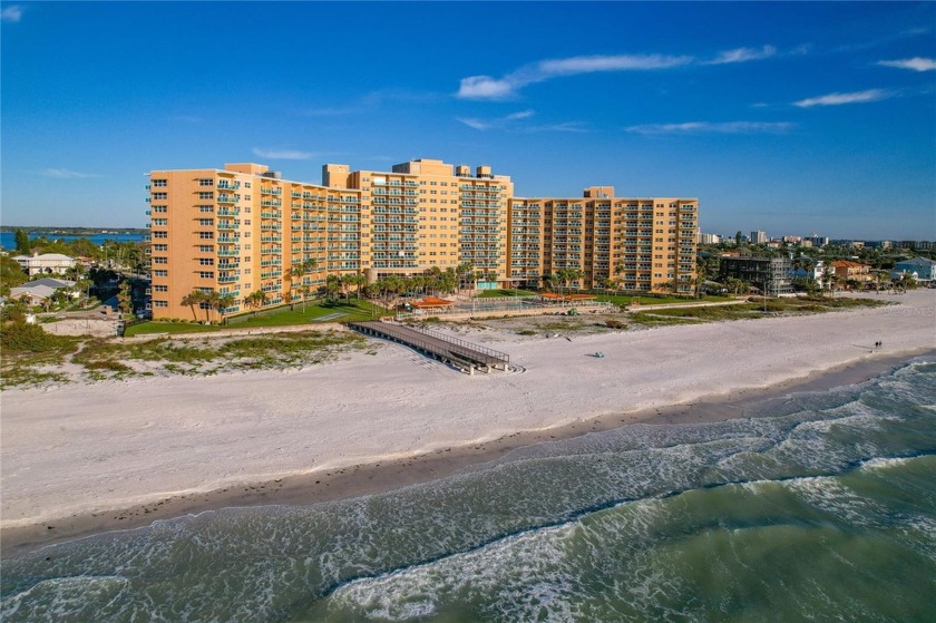 Welcome to your slice of paradise at the Regatta Beach Club on - Beach Condo for sale in Clearwater Beach, Florida on Beachhouse.com