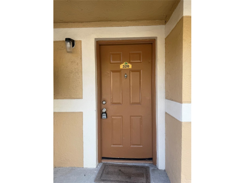 Rare 2bed, 2. 5 bath townhome with two master suites in the - Beach Condo for sale in Pembroke Pines, Florida on Beachhouse.com