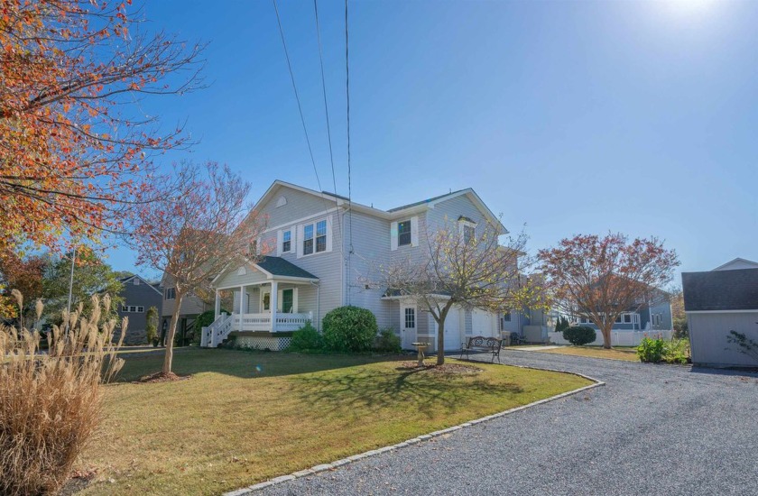 Welcome to 210 Third Avenue.  This spacious and charming 6 - Beach Home for sale in West Cape May, New Jersey on Beachhouse.com