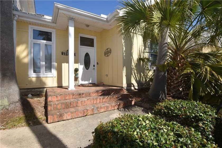 Waterfront living with private dock and expansive outdoor - Beach Townhome/Townhouse for sale in Slidell, Louisiana on Beachhouse.com