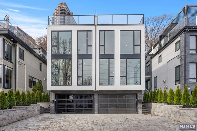 Designed & Built By SILVERLINE- Ultra Modern 4 Story Townhome - Beach Home for sale in Edgewater, New Jersey on Beachhouse.com
