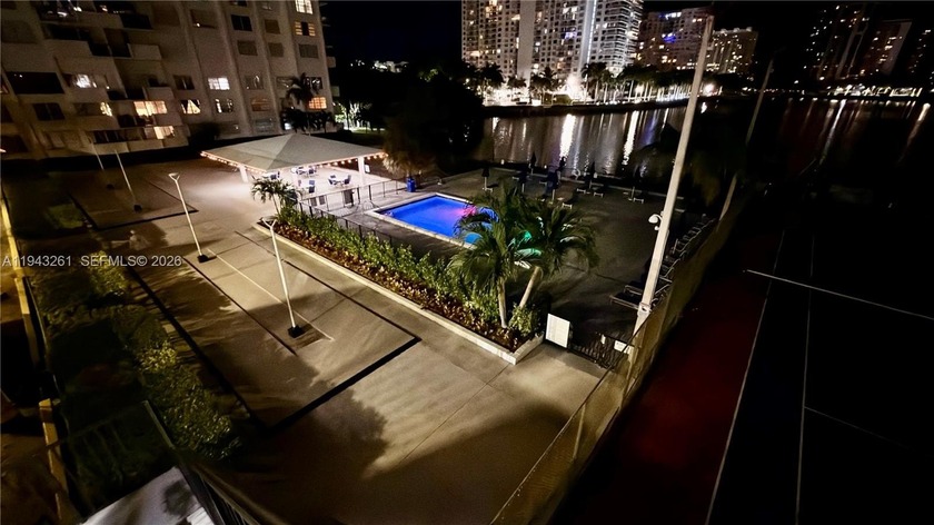 Discover this beautifully maintained unit in the heart of - Beach Condo for sale in Aventura, Florida on Beachhouse.com