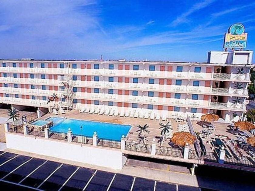 Isle of Palms Motel- 54 units which consists of 24 two room - Beach Commercial for sale in Wildwood, New Jersey on Beachhouse.com