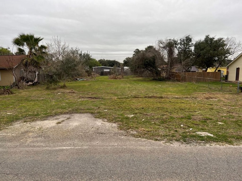 This oversized lot is located in the center of Aransas Pass, and - Beach Lot for sale in Aransas Pass, Texas on Beachhouse.com