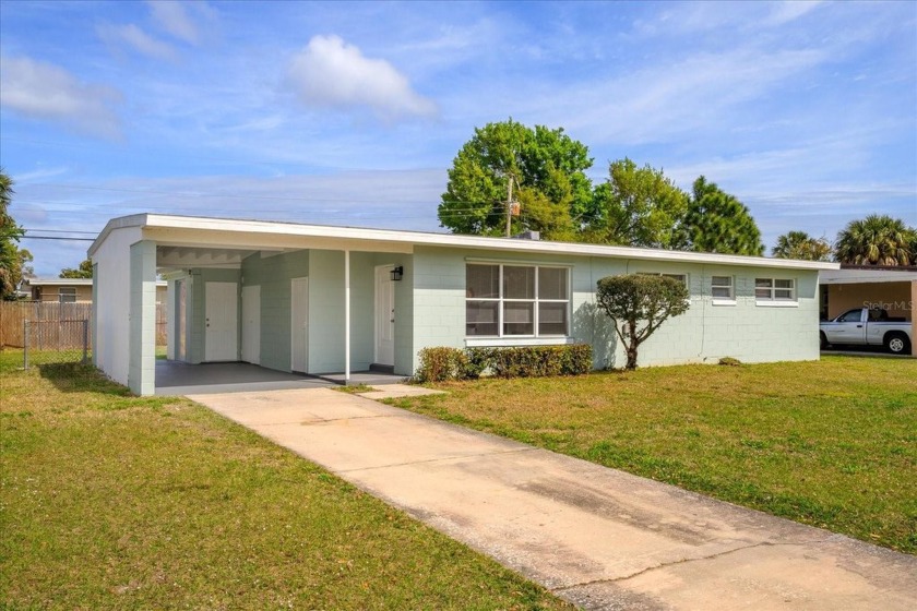 PRICE REDUCED!! MOTIVATED SELLER   Live without restriction on - Beach Home for sale in Cocoa, Florida on Beachhouse.com